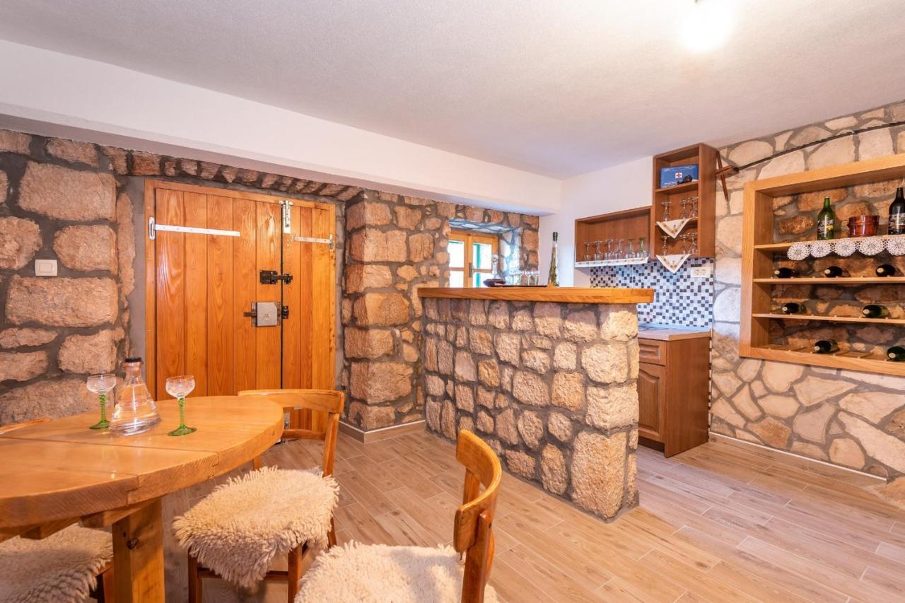 Villa Lazini Dvori Stasevica Luaran gambar